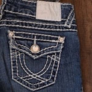 Bootcut LA Idol white stitched jeans